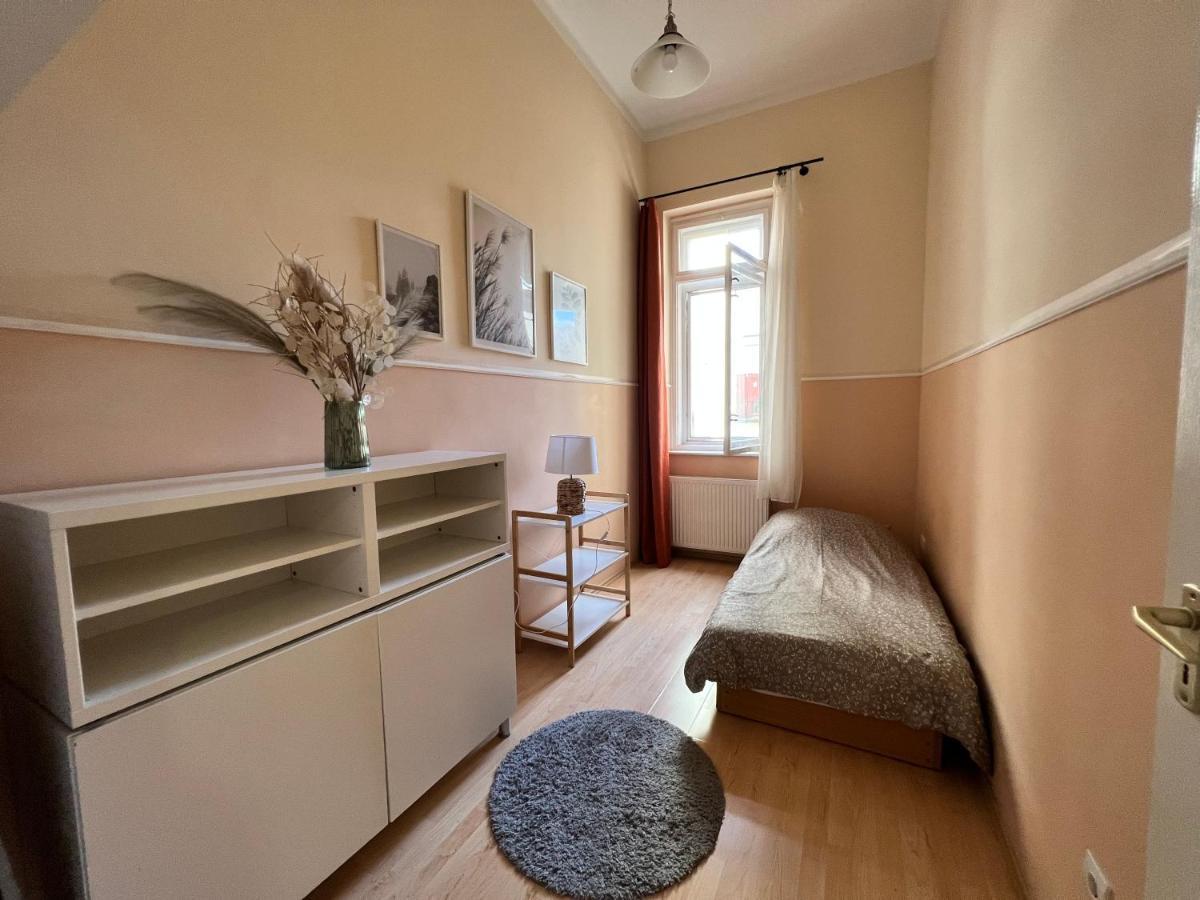 Old Town Apartment Сегед Екстериор снимка